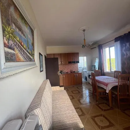 Blue Horizont Apartament Golem (Tirana)