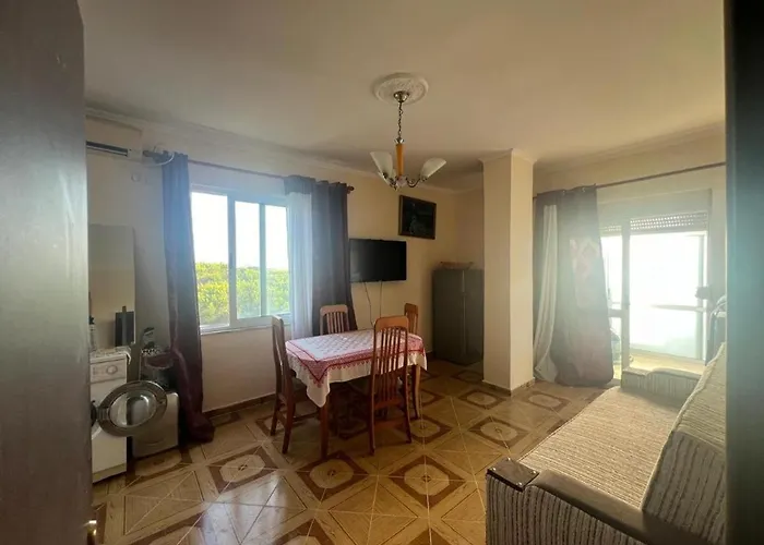 Blue Horizont Appartamento Golem (Tirana)